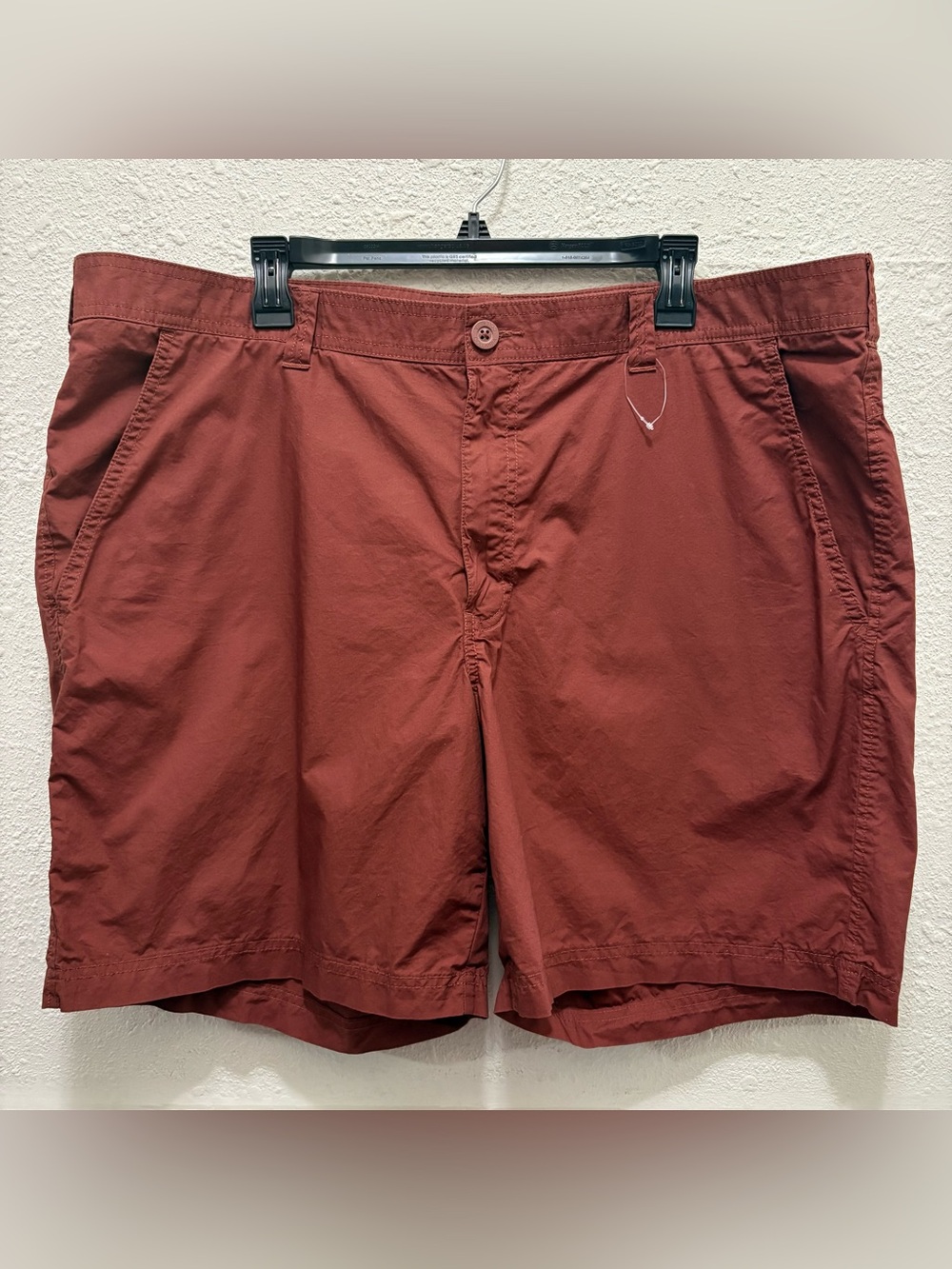 Columbia Men's Cotton Shorts in Rust XM4805 Size 42